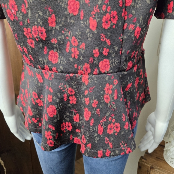 Anthropologie Meadow Rue Black Red Floral Peplum Faux Wrap Top - Picture 10 of 14